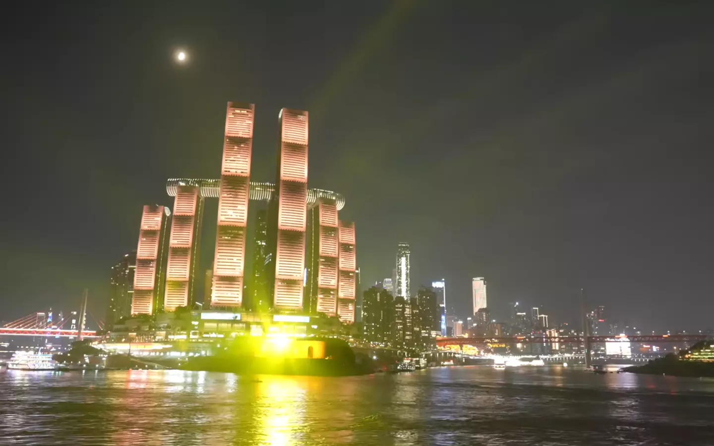 Nice light show (YouTube/Ben Morris)
