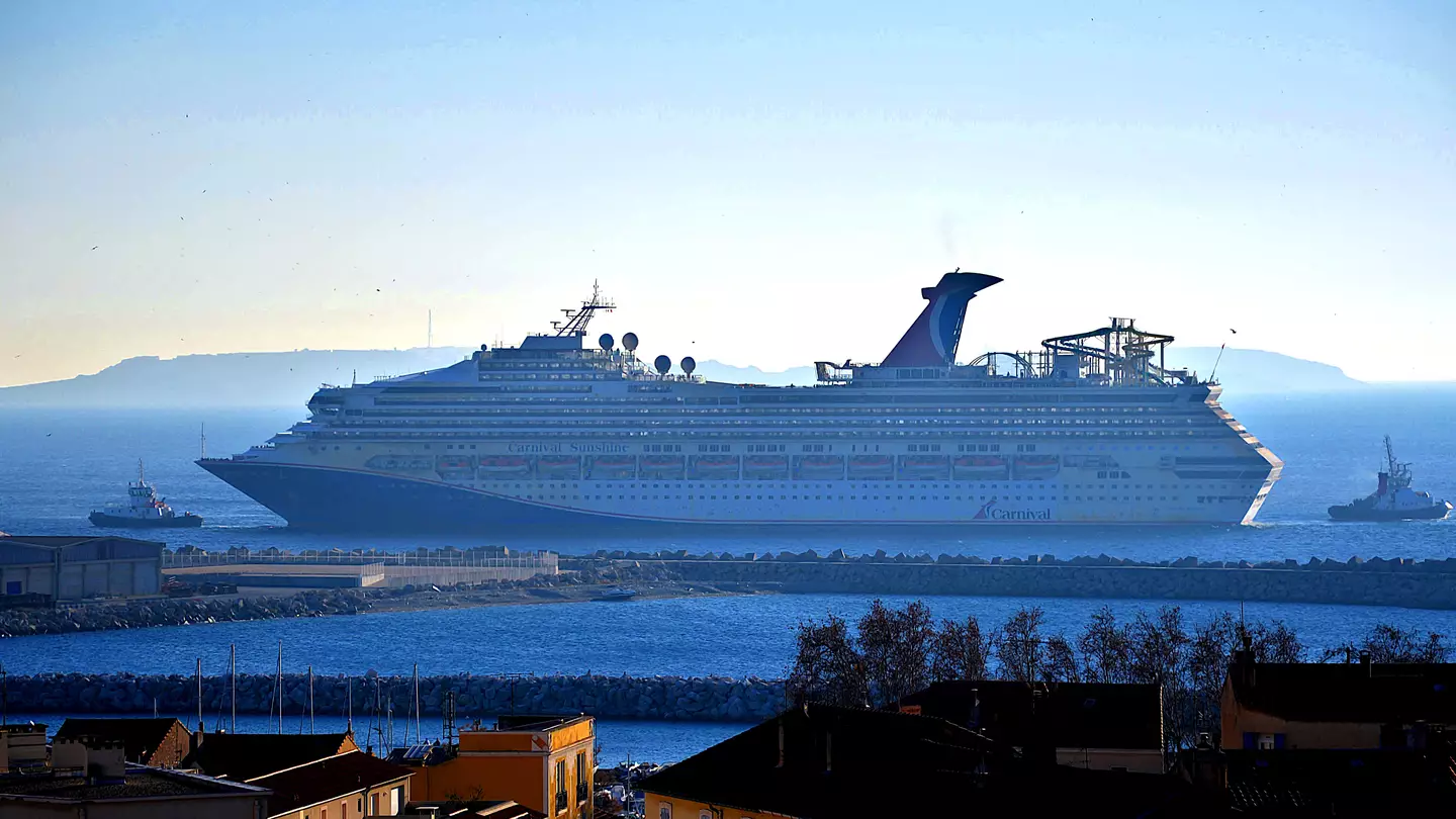 Carnival Cruise Line issues travel document warning to those visiting Europe