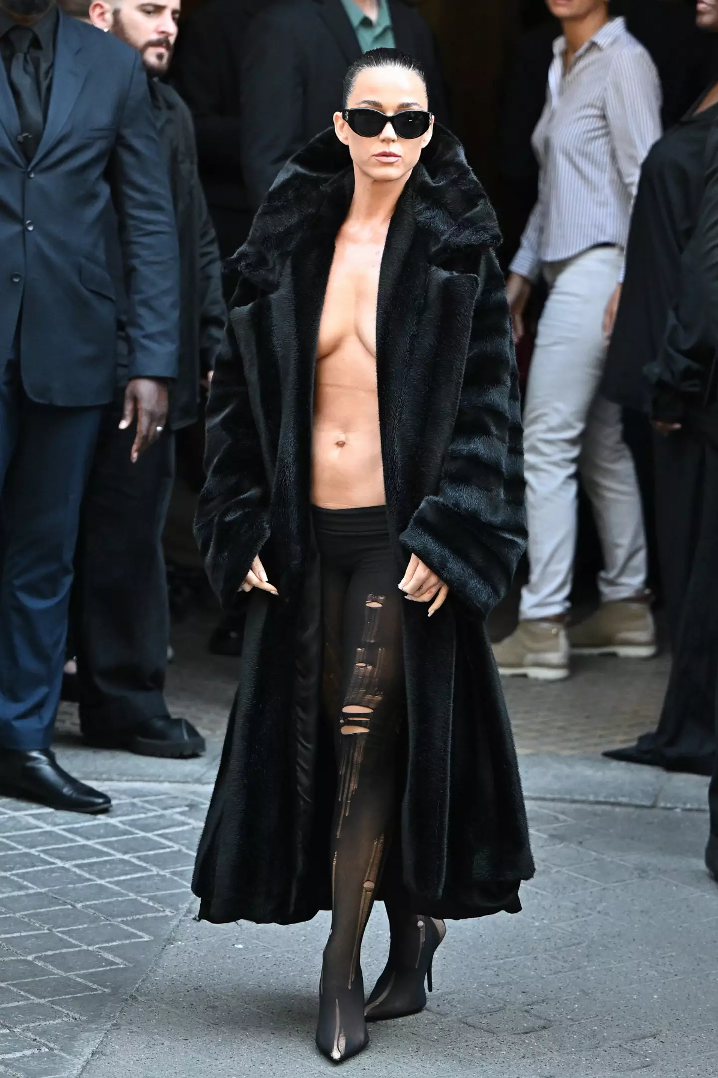 Katy Perry's outfit in full (Stephane Cardinale - Corbis/Corbis via Getty Images)