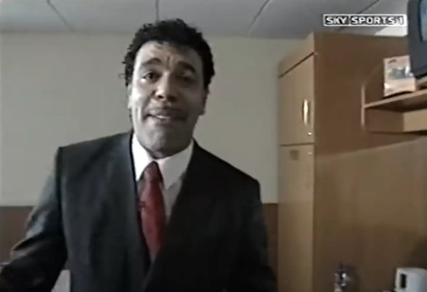 Chris Kamara was appeared flustered by the moment (Sky Sports)