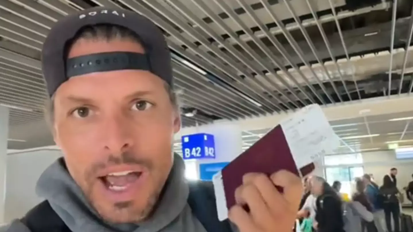 Man flying to US showed reality of what happens if you get 'kiss of death' SSSS tag on your boarding pass