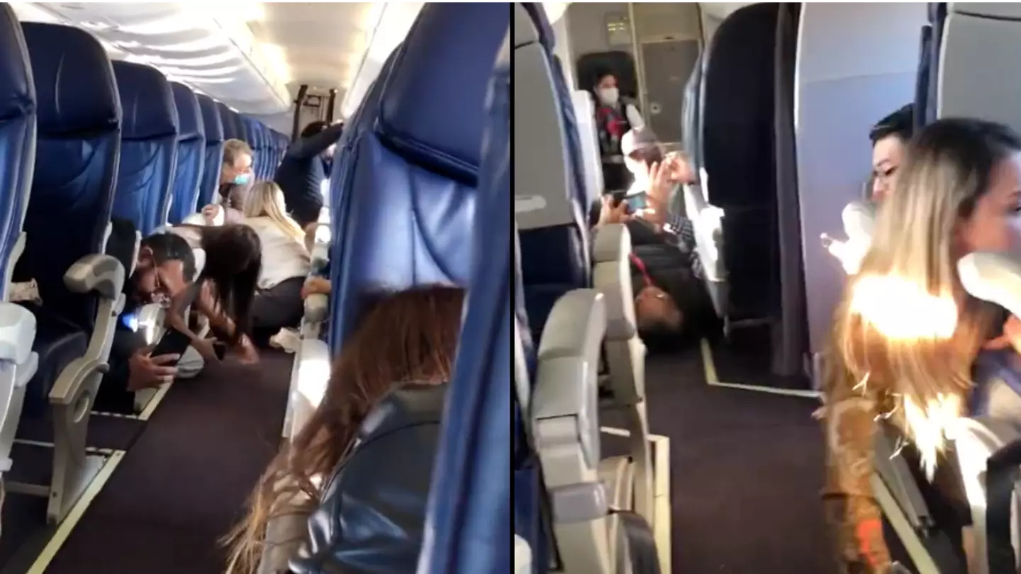 Passengers throw themselves on floor after plane caught in Mexican cartel crossfire following capture of El Chapo's son