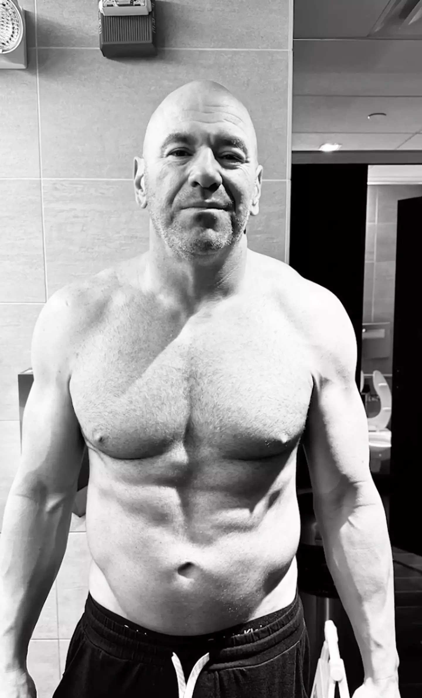 Dana White shared some before and after snaps following his 86-hour water fast (Instagram/@danawhite)