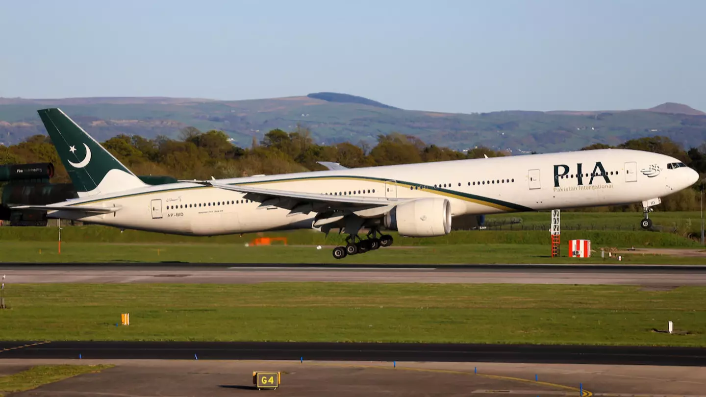 Pilot Refuses To Fly After Emergency Landing Because Shift Had Ended