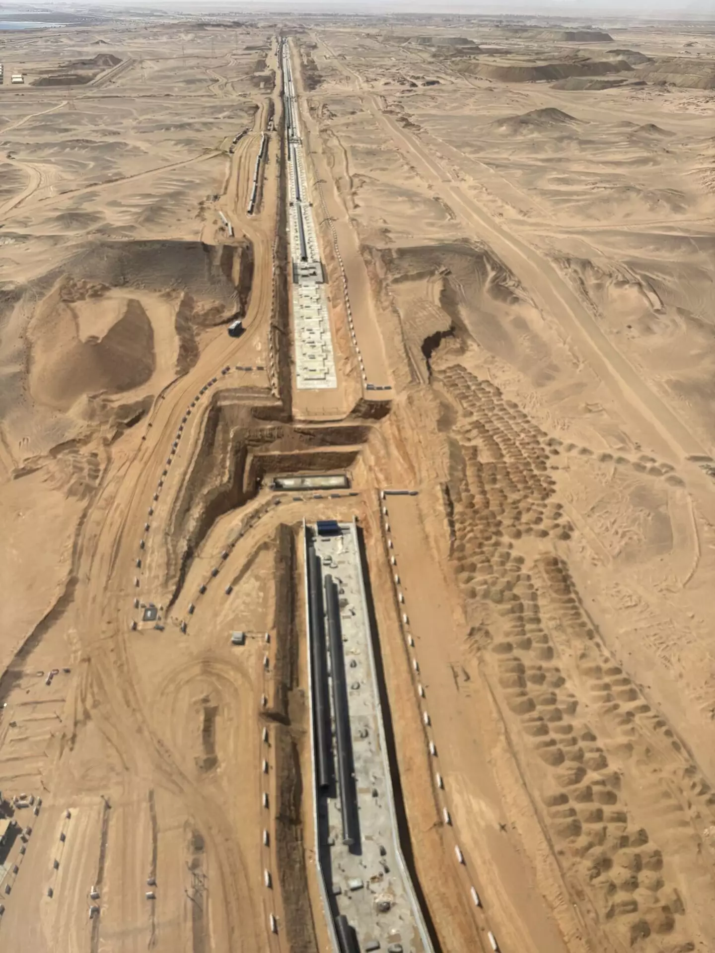 The Line is coming along slowly (LinkedIn)