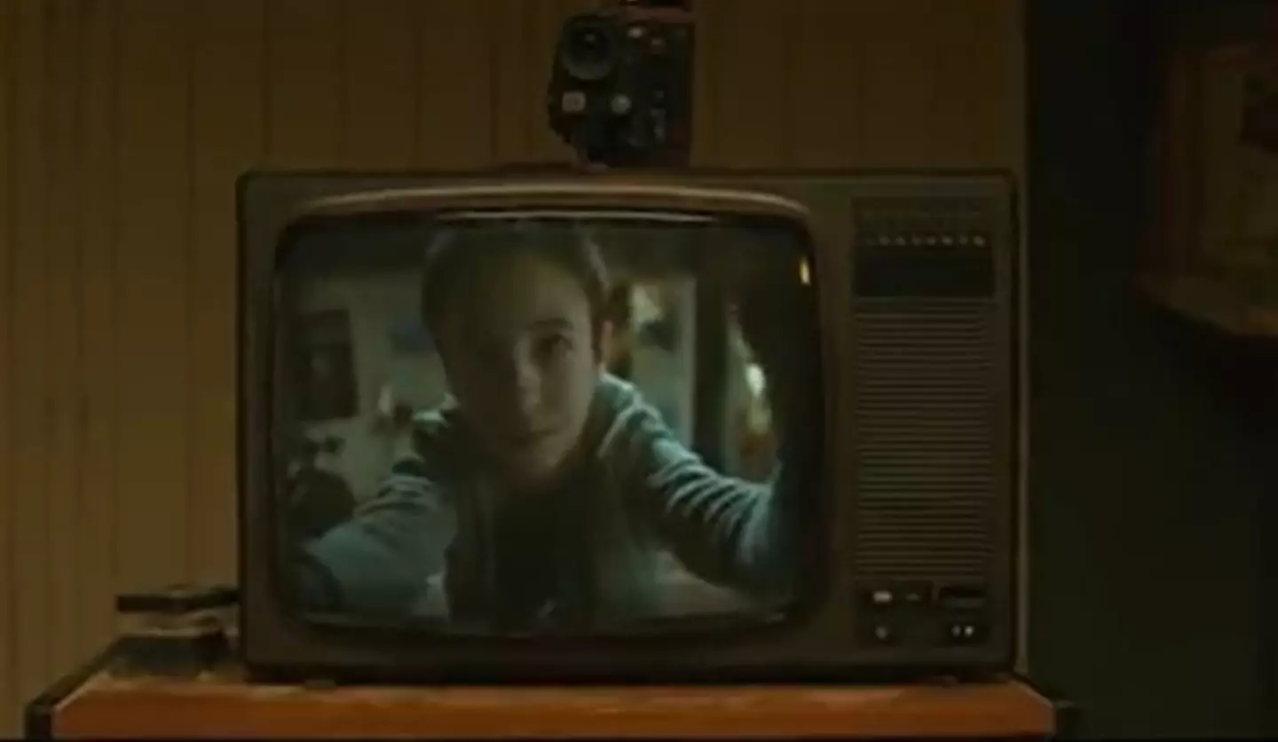 In Mirage a woman in 2014 realises she can influence events in 1989.