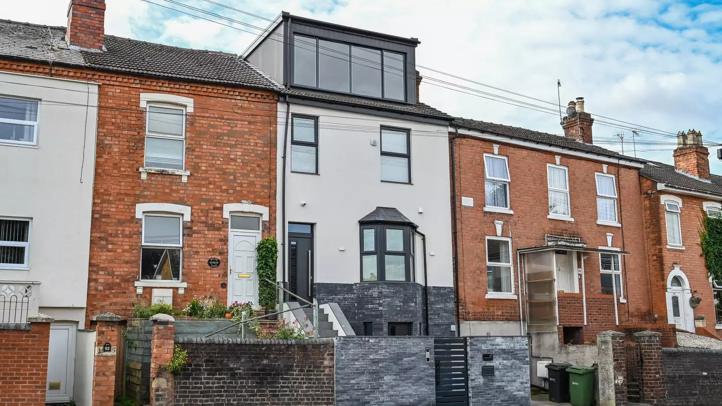 Woman forced to take down ‘monstrosity’ of new extension on £300,000 house after neighbours complained