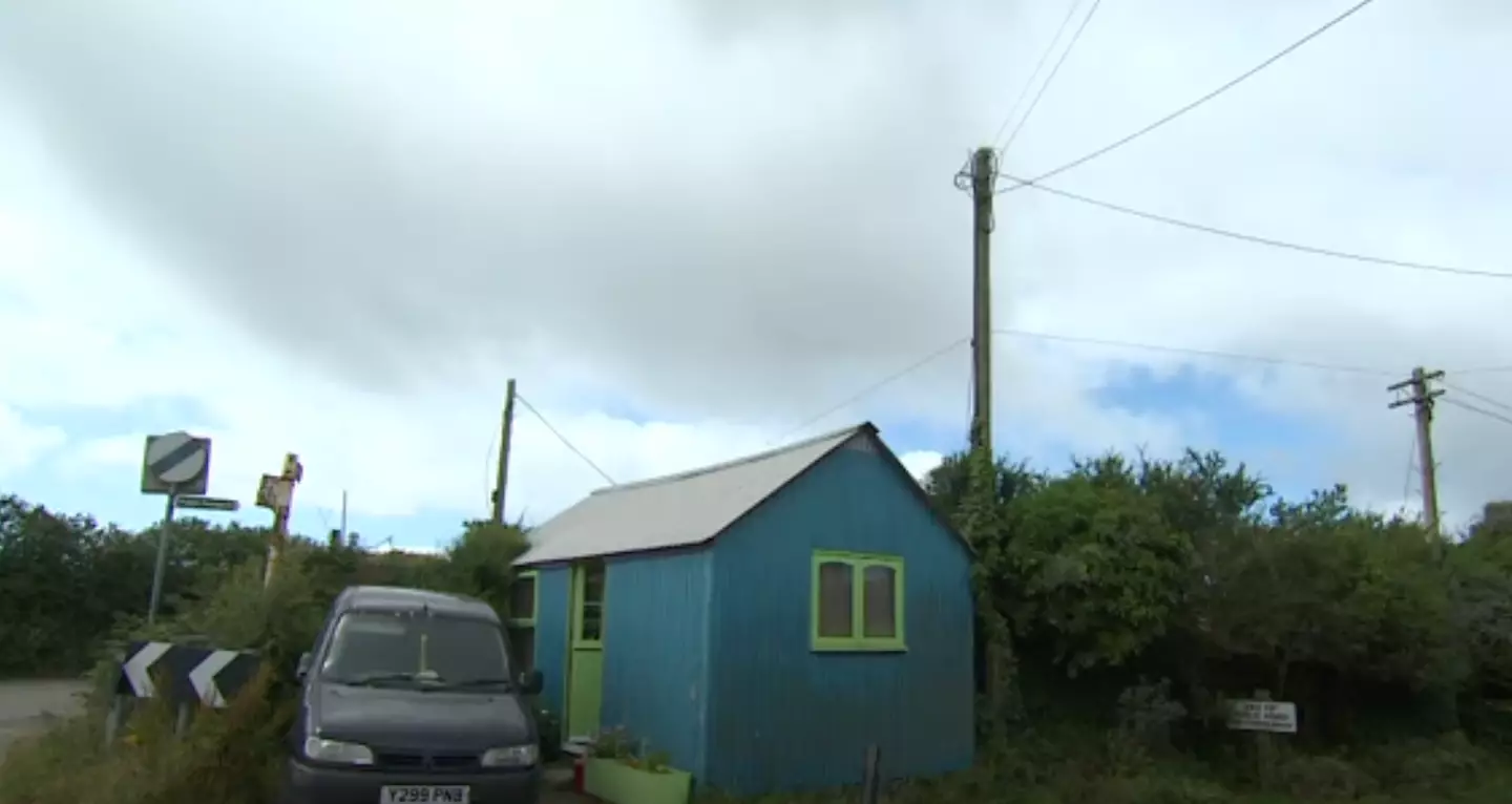 The shed used to be her dad's office. (YouTube/ITV News)