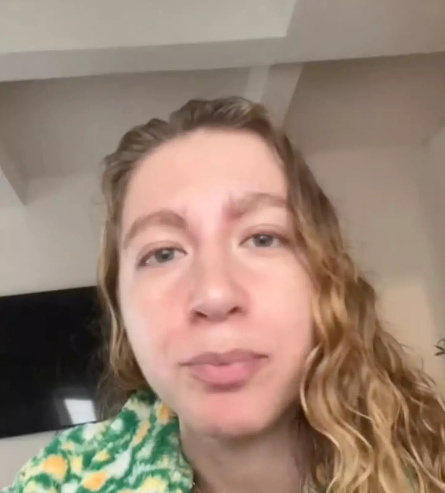 She revealed how she always relieves herself in restaurants without issue (TikTok/@infinitebs)
