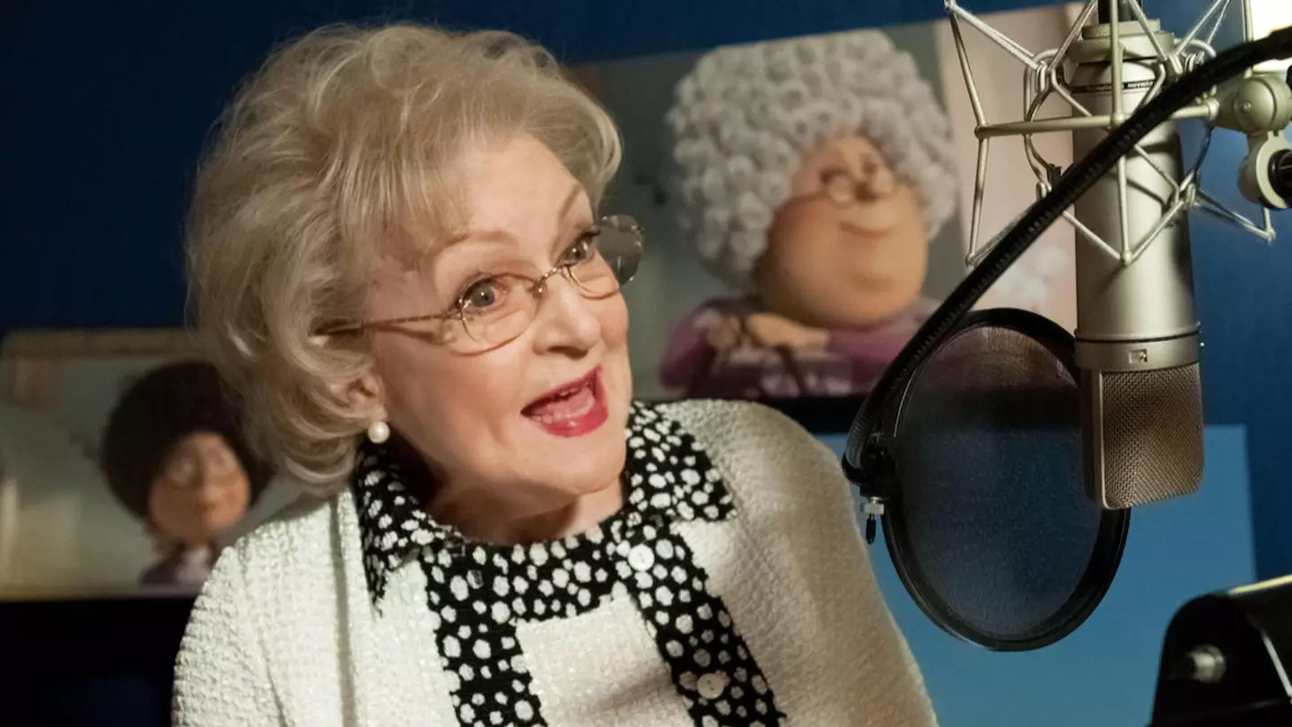 People Magazine Is Being Blamed For 'Jinxing' Betty White