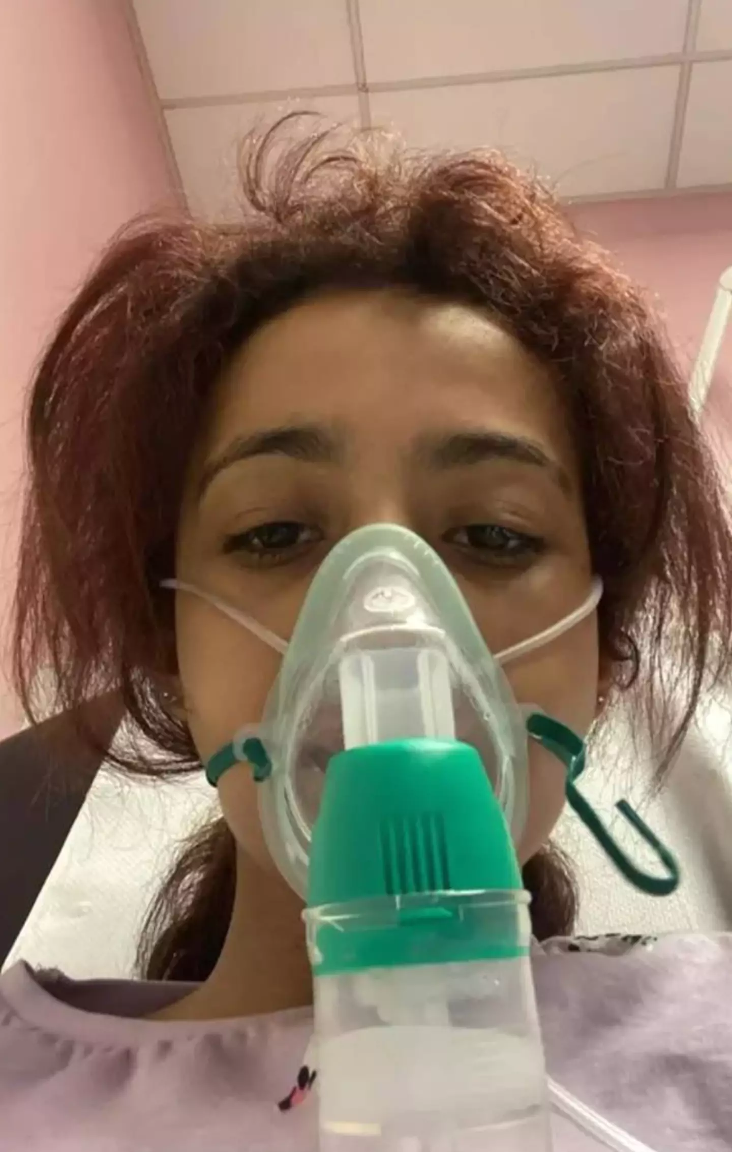Doctors said vaping had left Sarah's lungs 'very weak'.