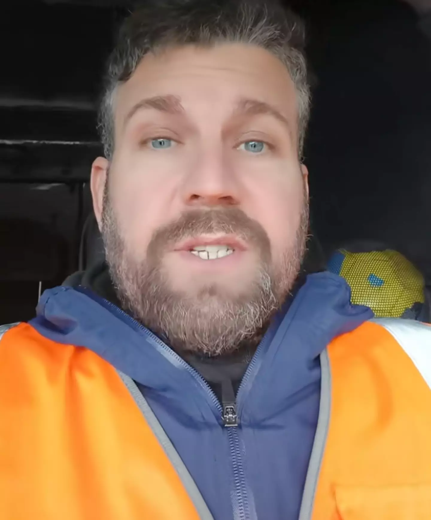 Alex works as a delivery driver for Amazon (TikTok/alexthemech)