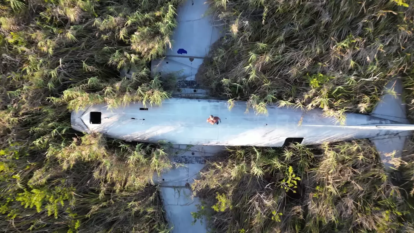 Man shared what he found inside ‘Pablo Escobar’s abandoned drug plane’ after three-day trek