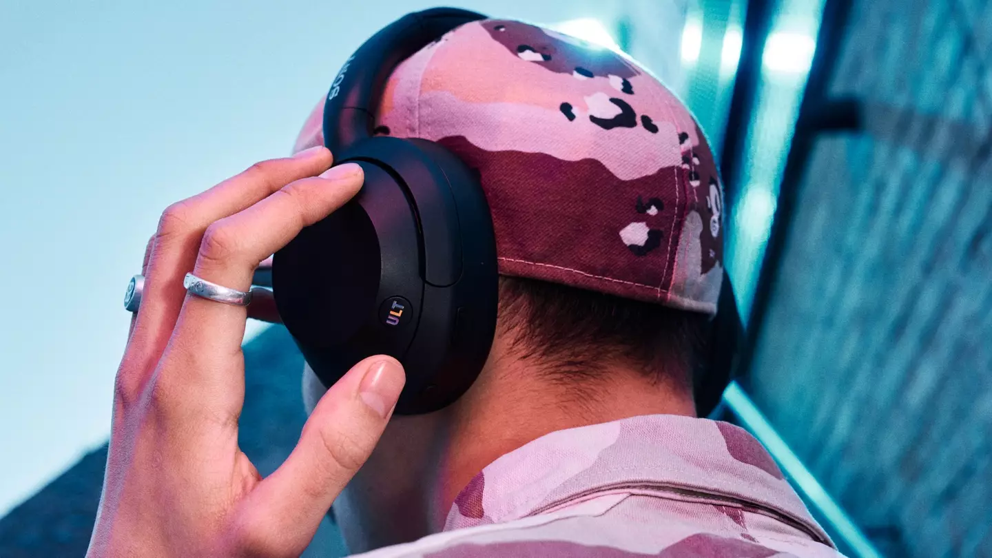 Sony headphones dubbed ‘best I’ve ever owned’ plummet to lowest ever price in Christmas deal