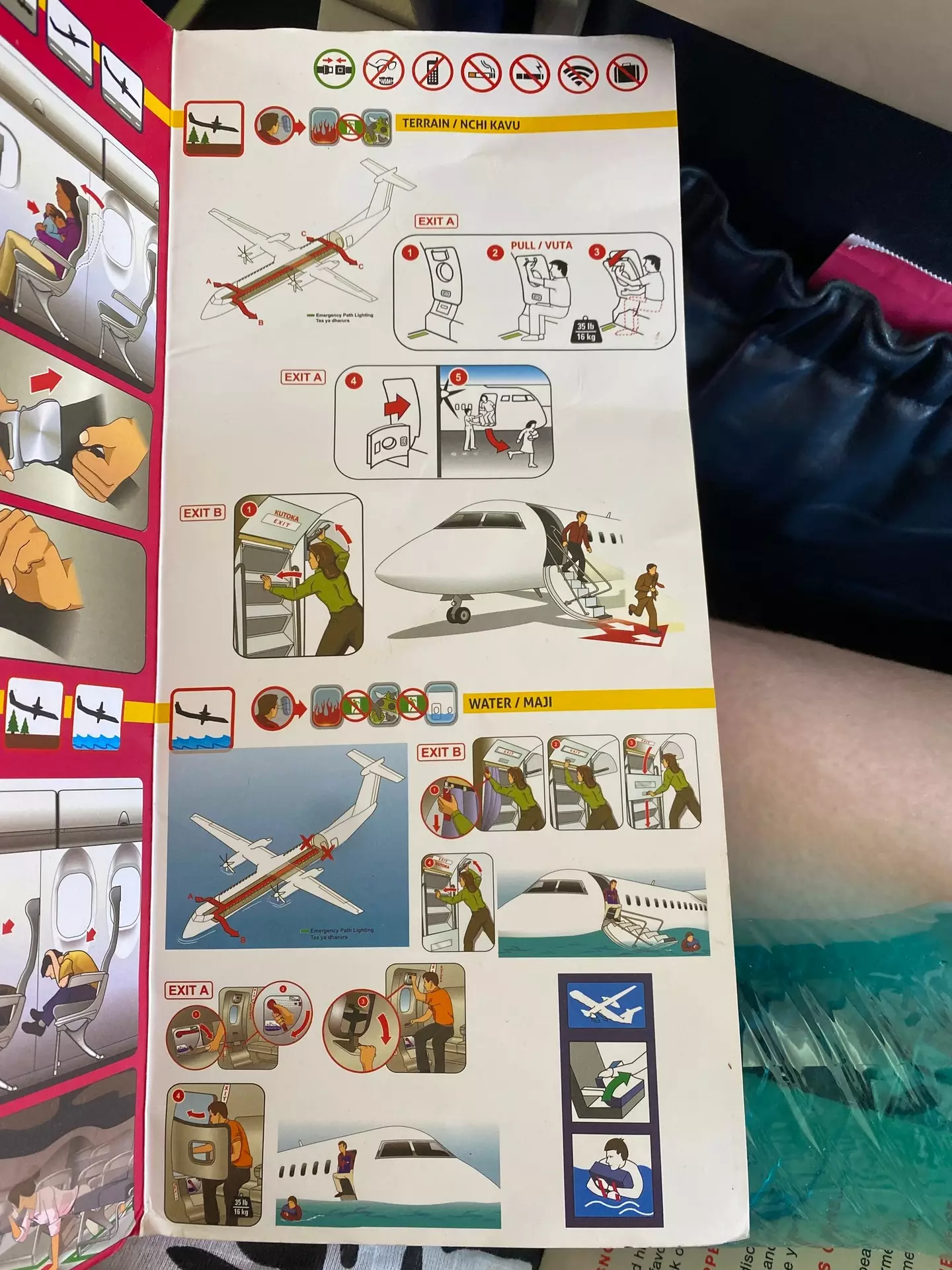 Take a look at the diagram in the bottom right to get the lowdown on how to use a flotation seat cushion (LADbible)