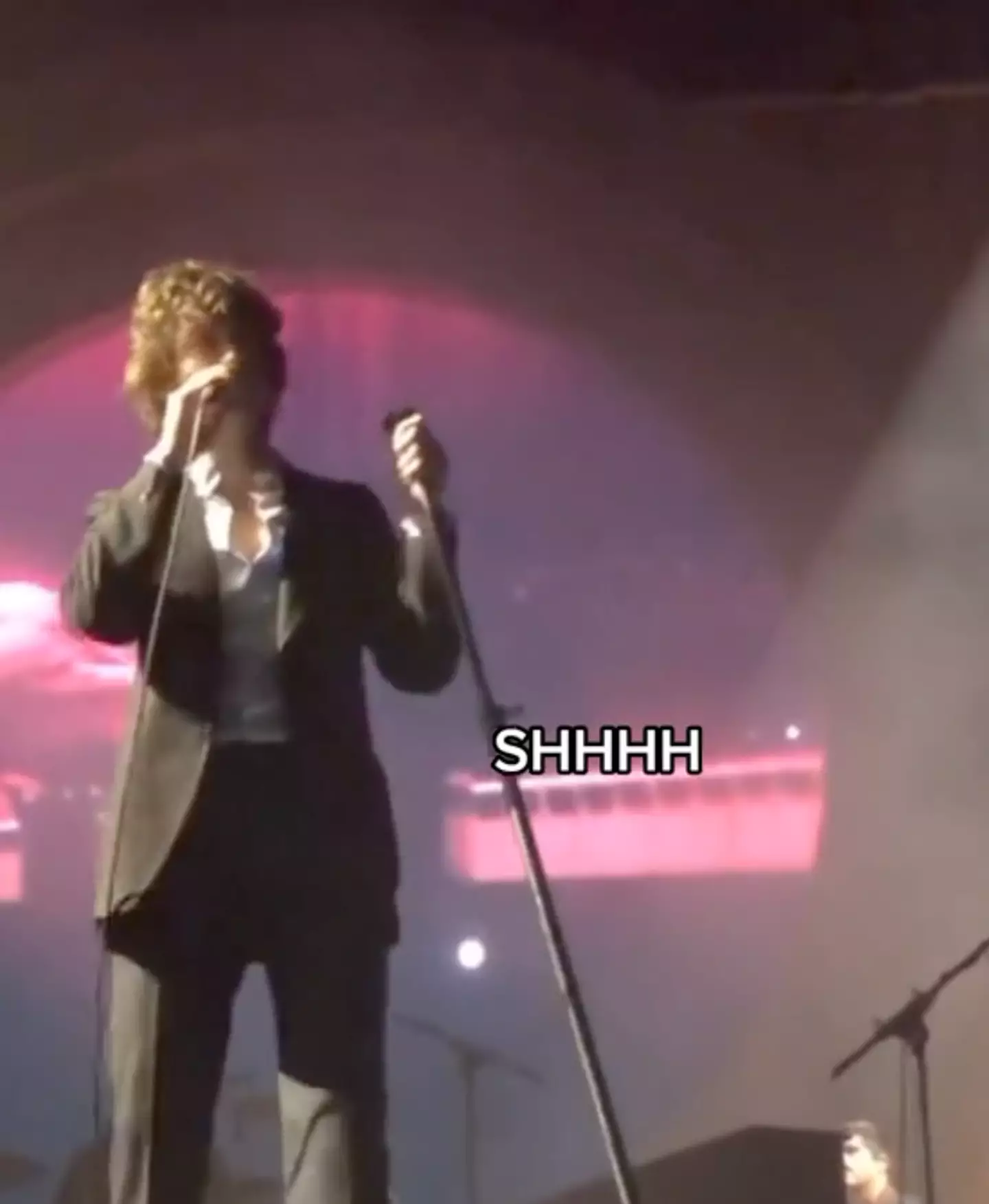 Alex Turner wasn't happy with the talking during the Arctic Monkeys' set.