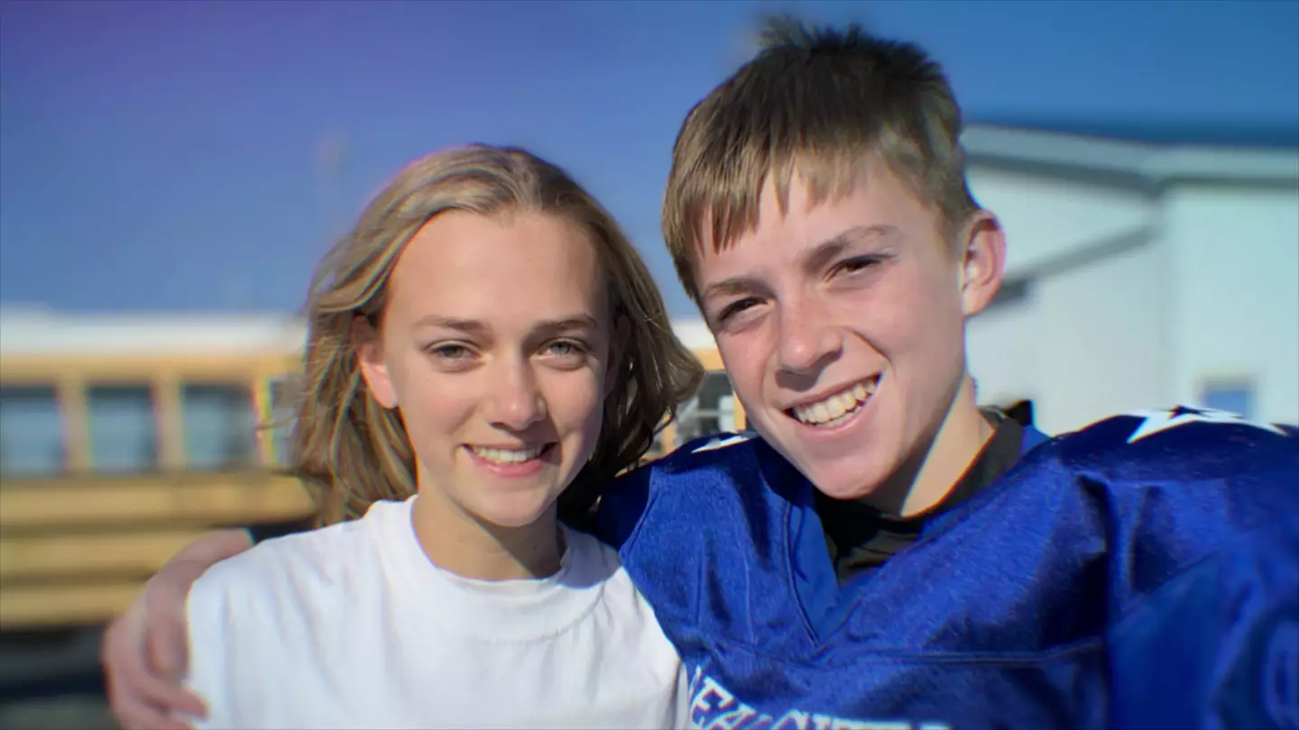 Lauryn and Owen were receiving vile messages from Lauryn's Mum (Netflix)