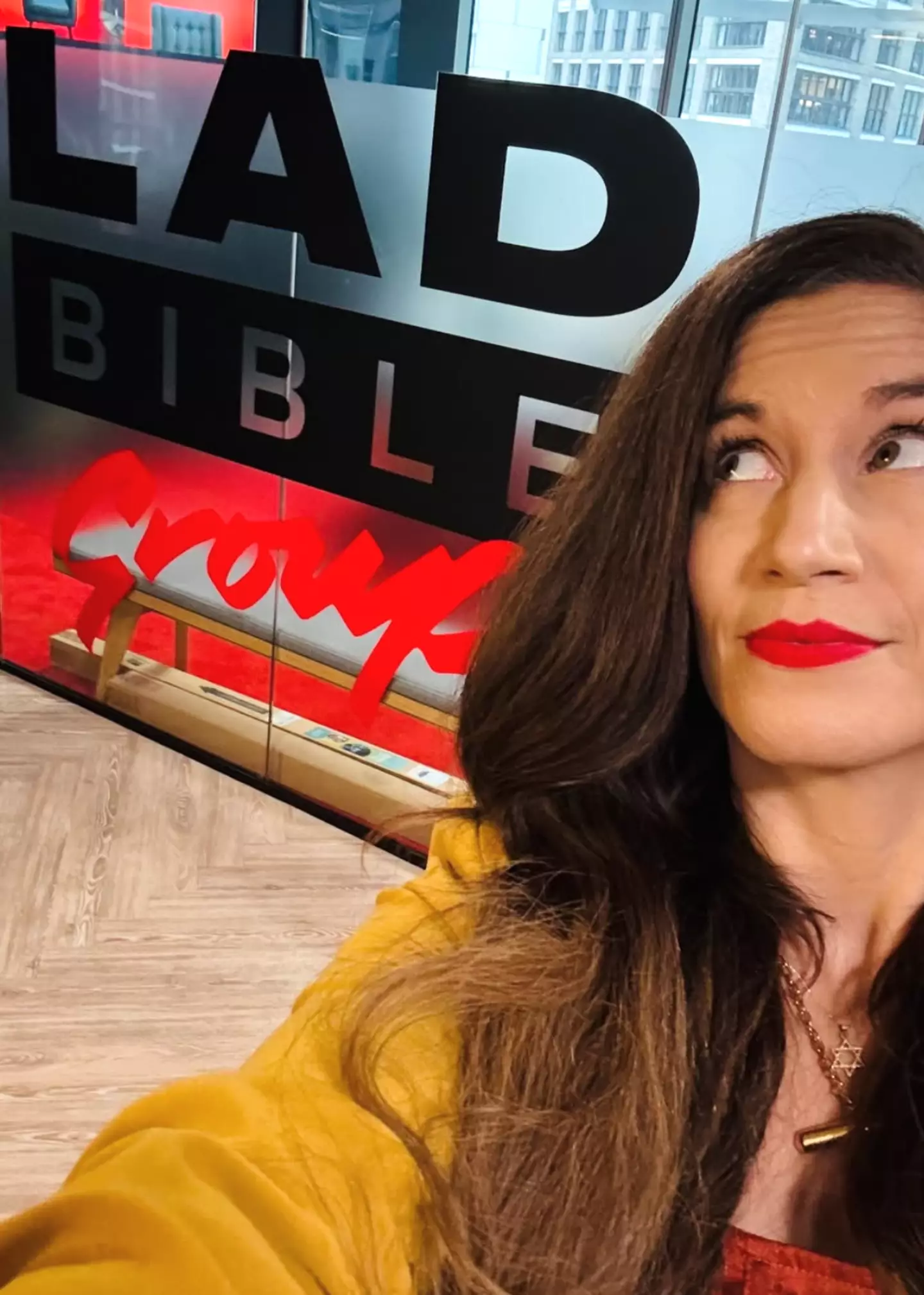 The 41-year-old described herself as the 'hinge' in her relationship (Instagram/allyiseman)