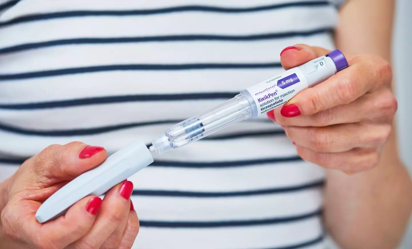 People have been extracting the liquid for an extra dose. (Peter Dazeley via Getty Images)