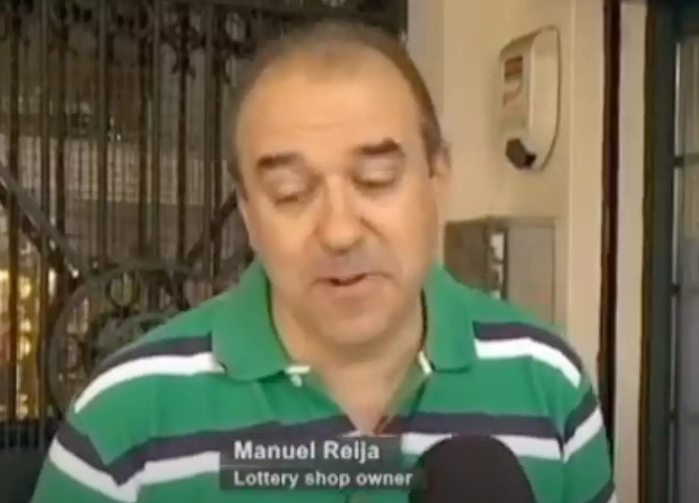 The lottery owner was widely praised at the time for his supposed efforts to track down the ticket's rightful owner.