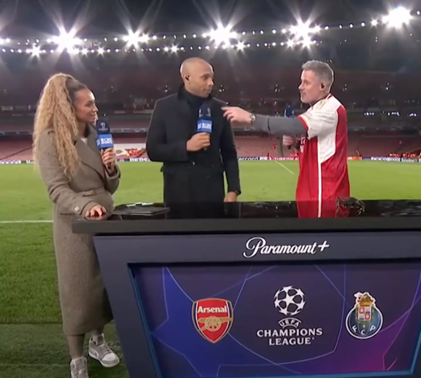 Viewers have slammed Jamie Carragher's controversial joke aimed at Kate Abdo.