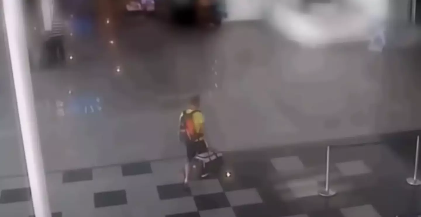 When he entered the airport he had all of his luggage with him (YouTube)