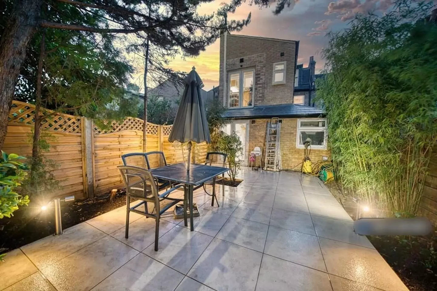 I mean, other bits of the flat look quite nice (OpenRent via Kennedy News and Media)