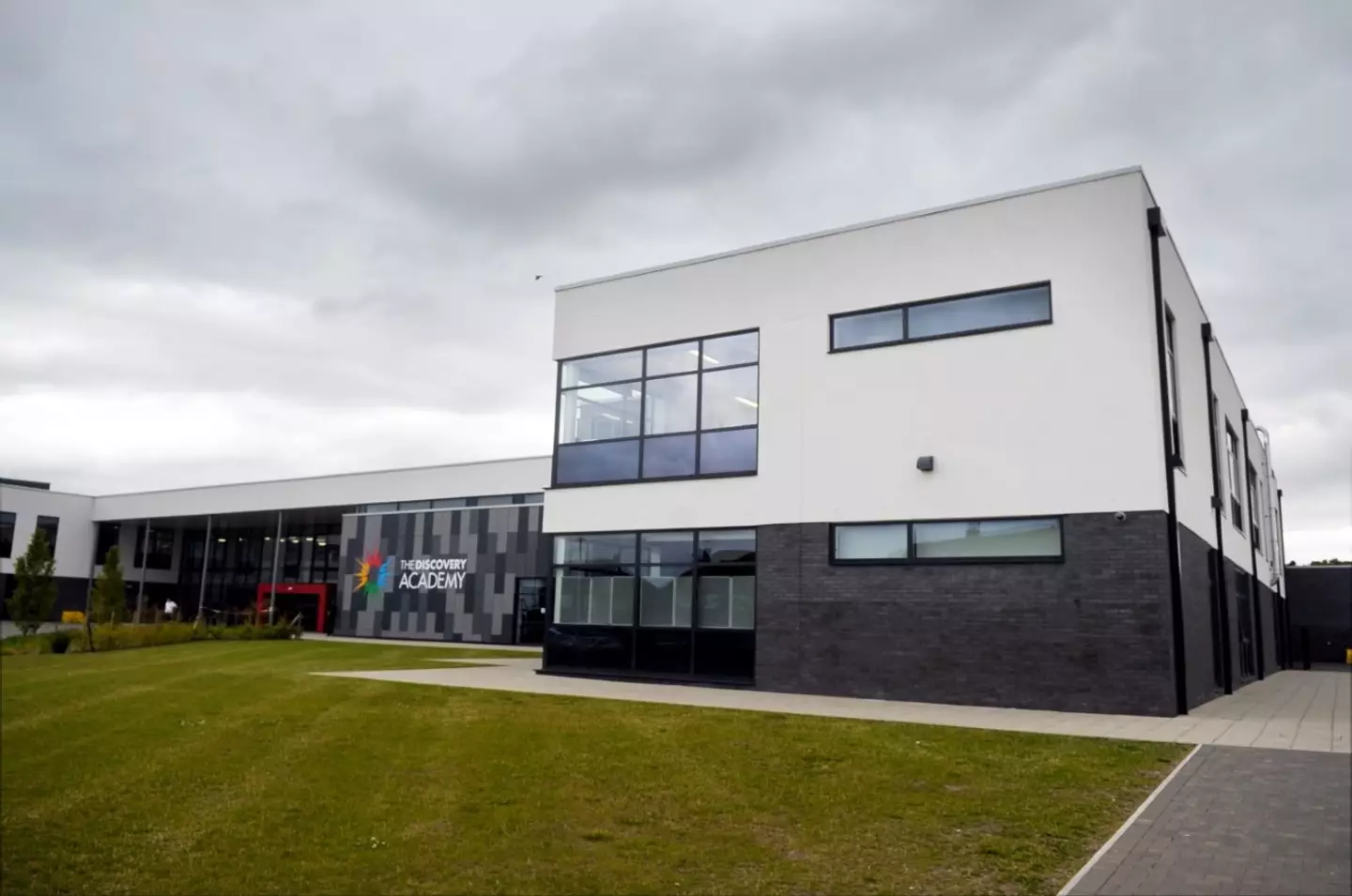 The Discovery Academy in Bentilee, Stoke-on-Trent, has attracted the ire of parents and kids.