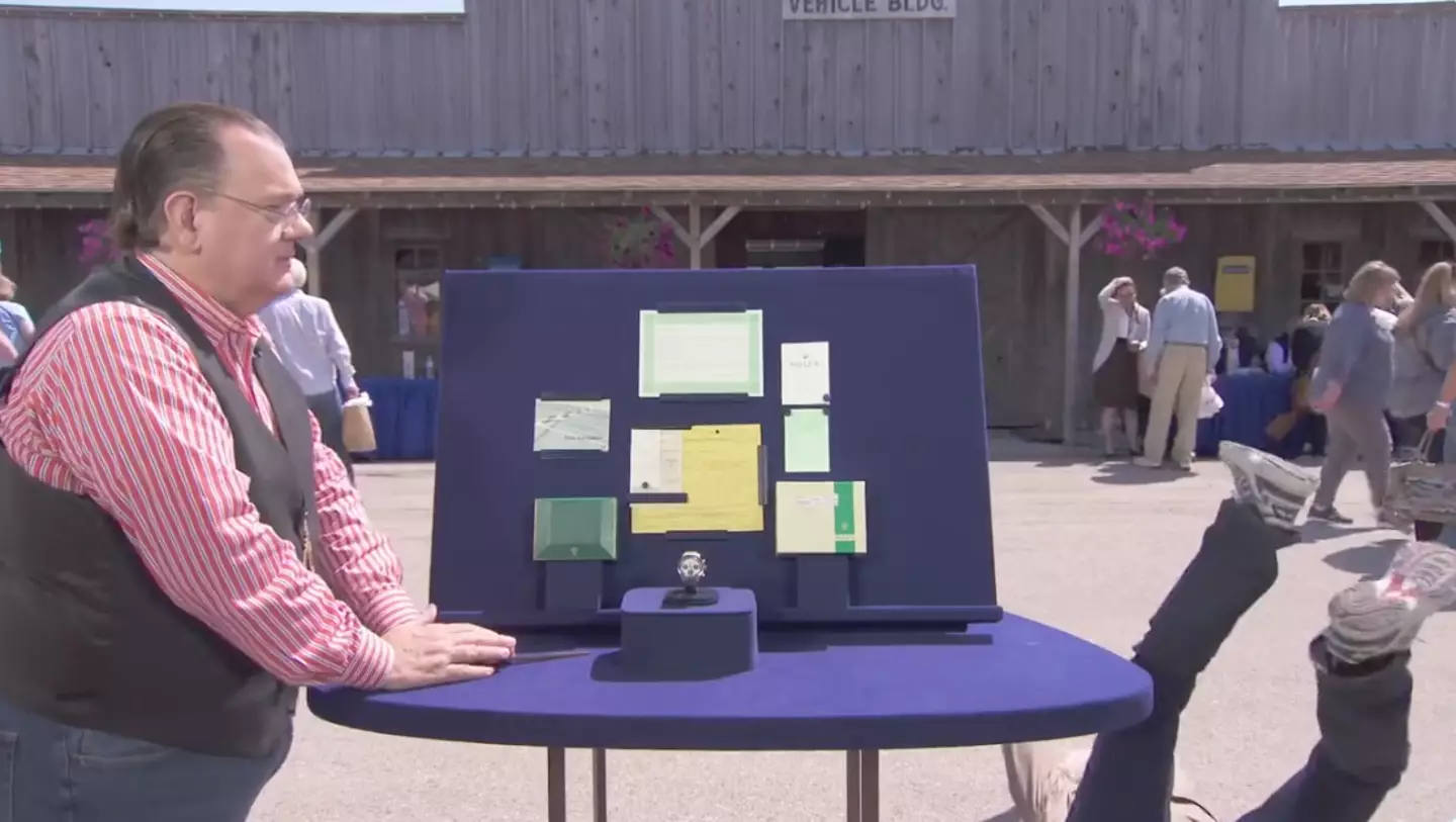 David 'collapsed' to the ground.