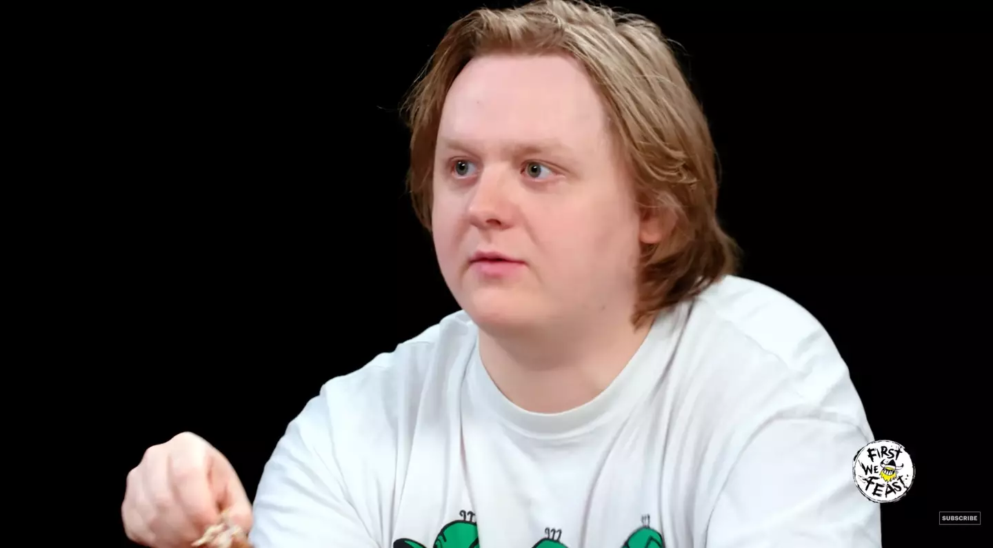Lewis Capaldi appeared on Hot Ones this week.