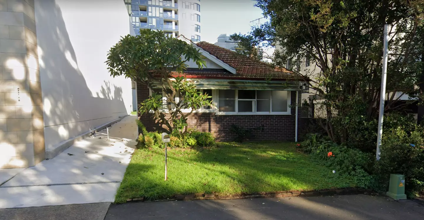 The home is located in Rhodes, a suburb of Sydney.