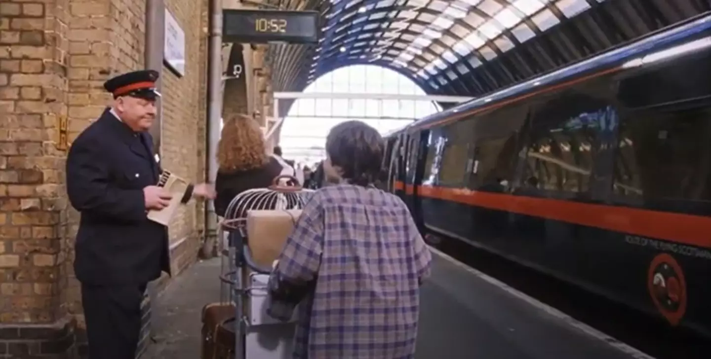 Fans have been left shocked after seeing how the famous Platform 9 ¾ scene was filmed.