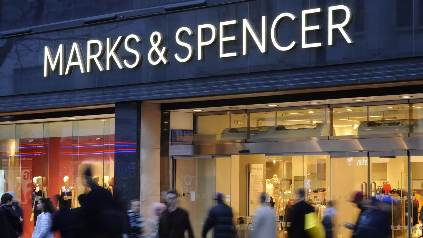 Marks And Spencer Raises Its Minimum Rate Of Pay To Help With Cost Of Living Crisis
