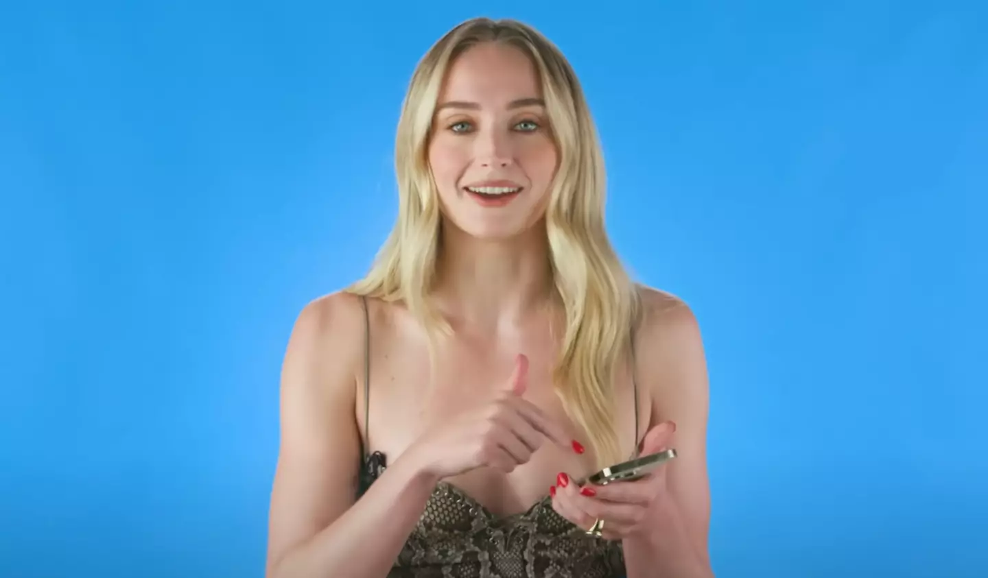 Turner admitted that she likes to ghost people when it comes to dating (YouTube/BuzzFeed Celeb)