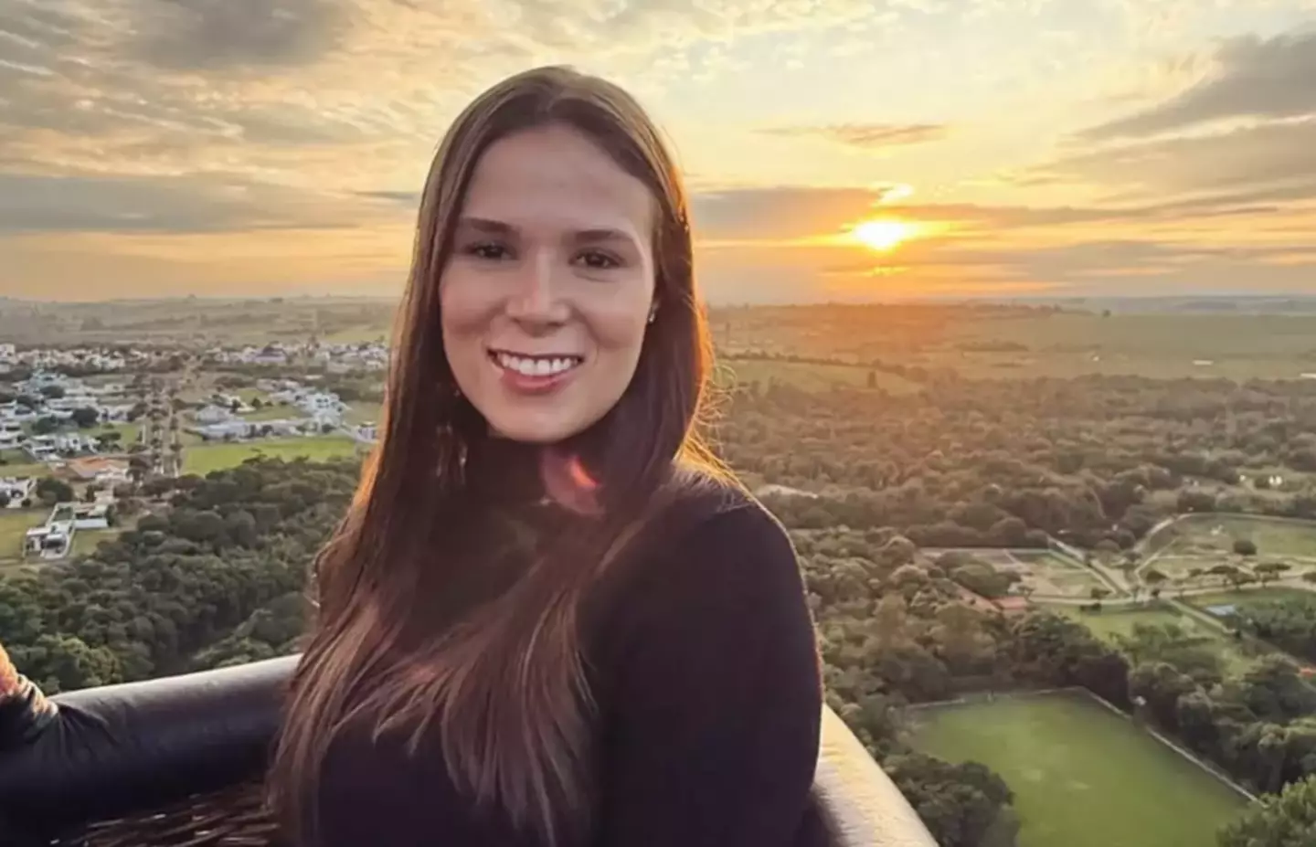 The 29-year-old became unexpectedly famous after being filmed by another passenger (Instagram/@jeniffercastro)