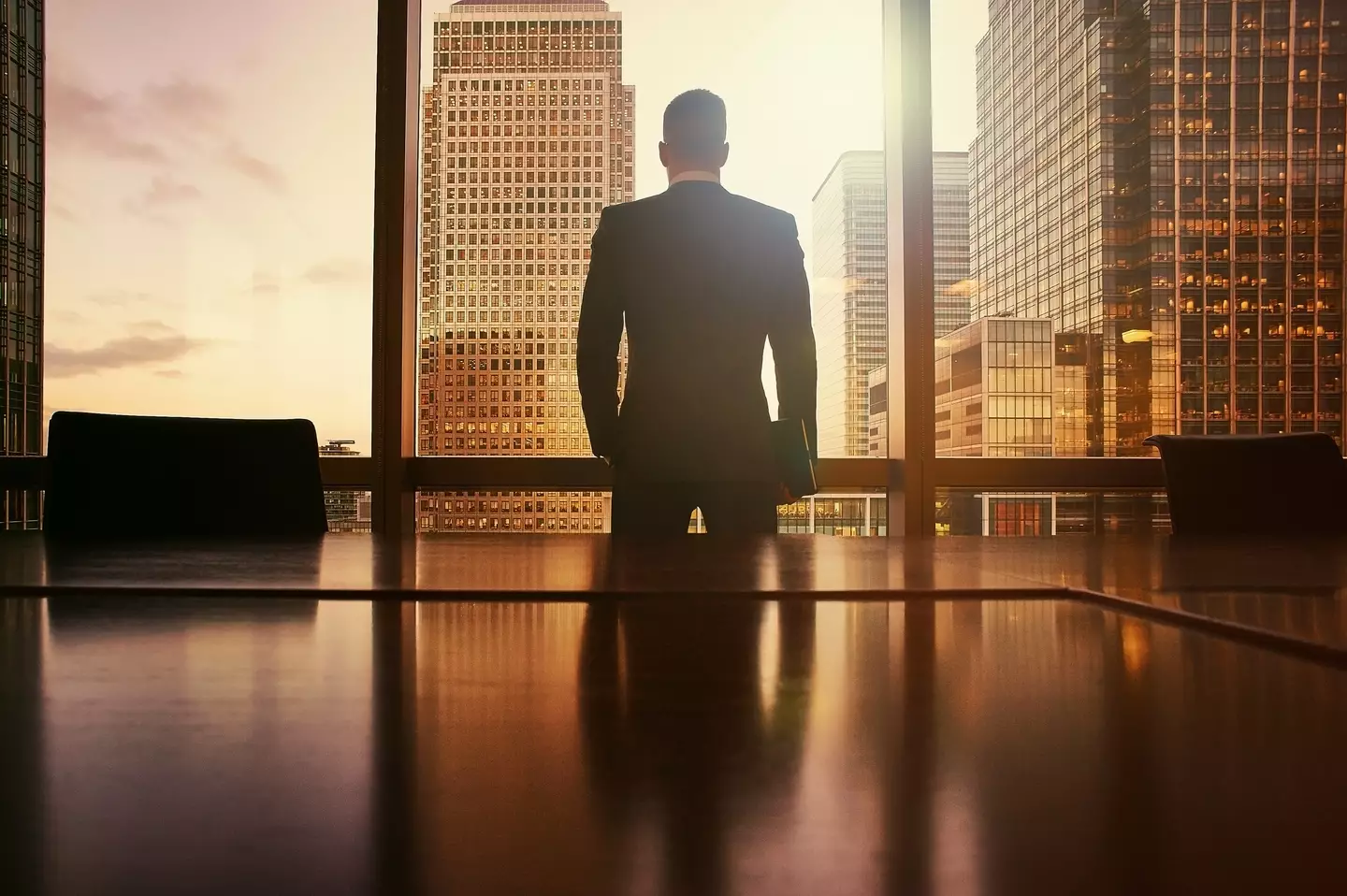Is it appropriate to hang out with your boss outside of work? (Getty Stock Image)