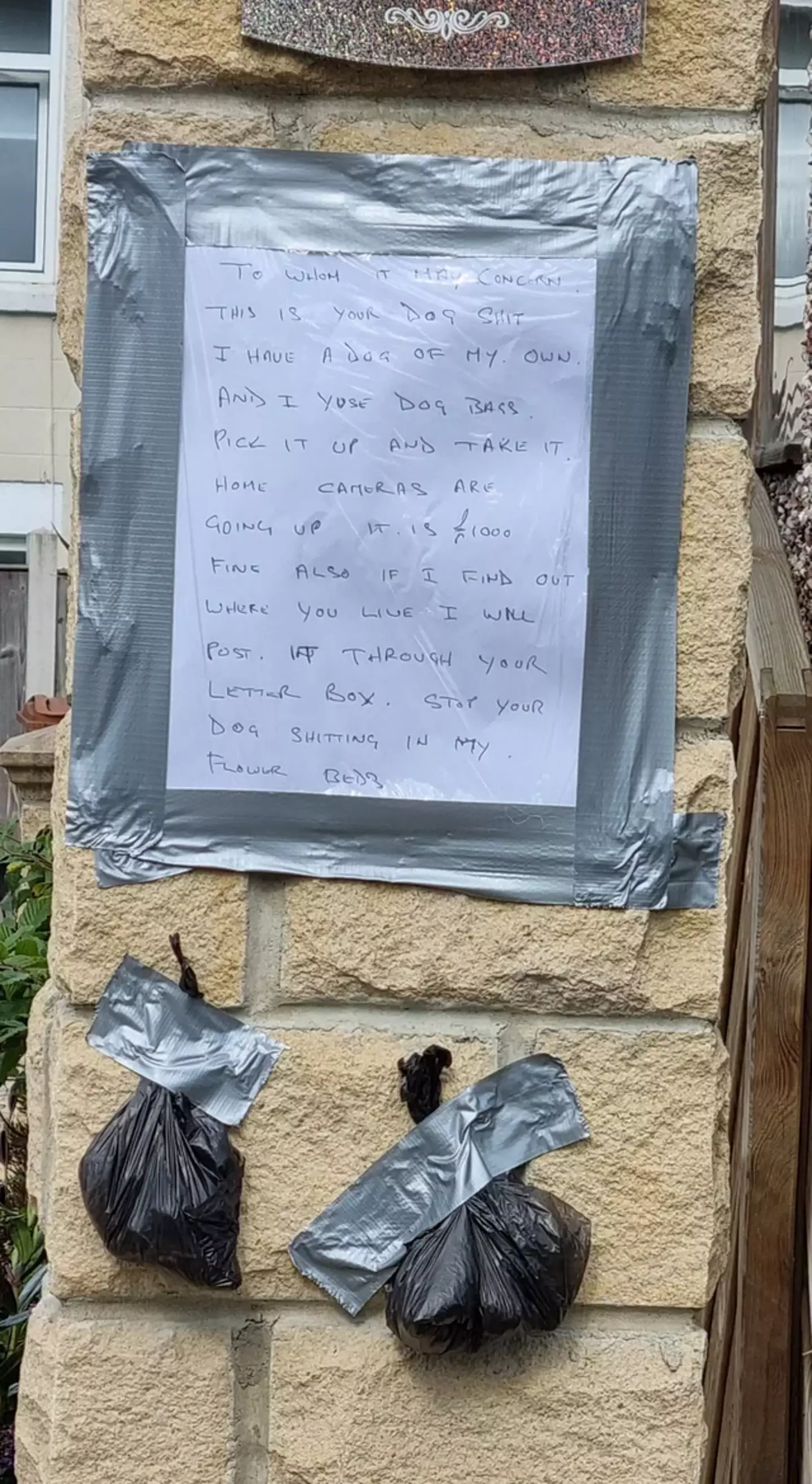 The angry note was shared on Reddit.