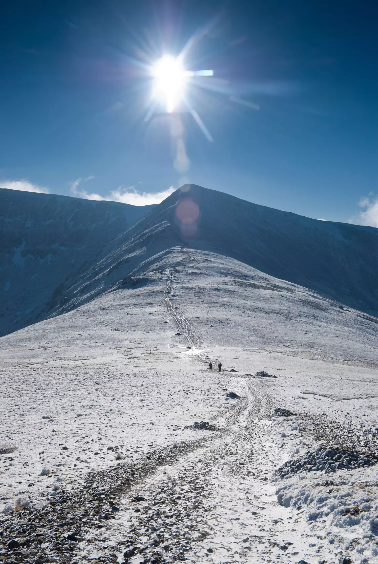 In the winter, the cold weather makes the ridge particularly dangerous.