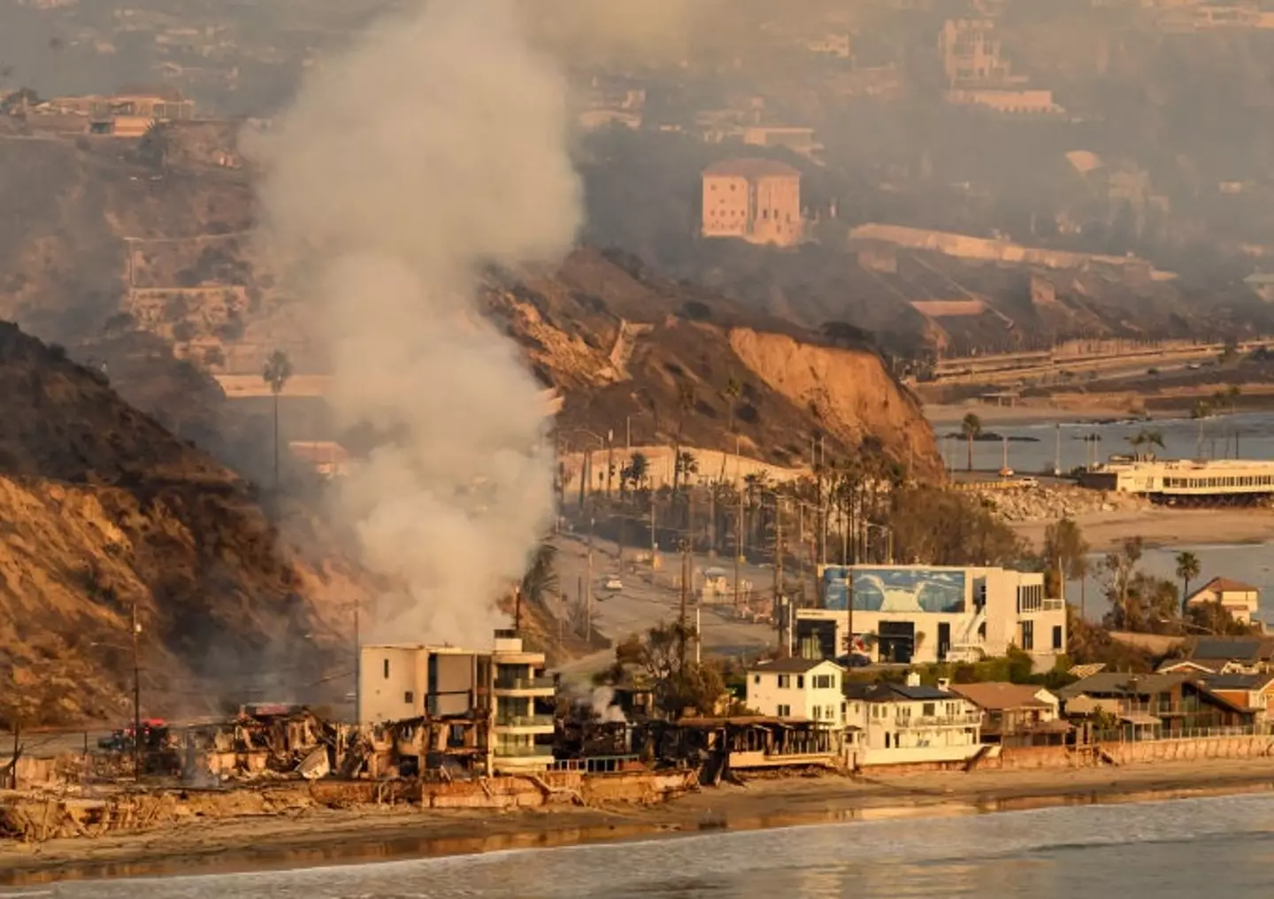 The structure of Steiner's home is still in tact (JOSH EDELSON/AFP via Getty Images)