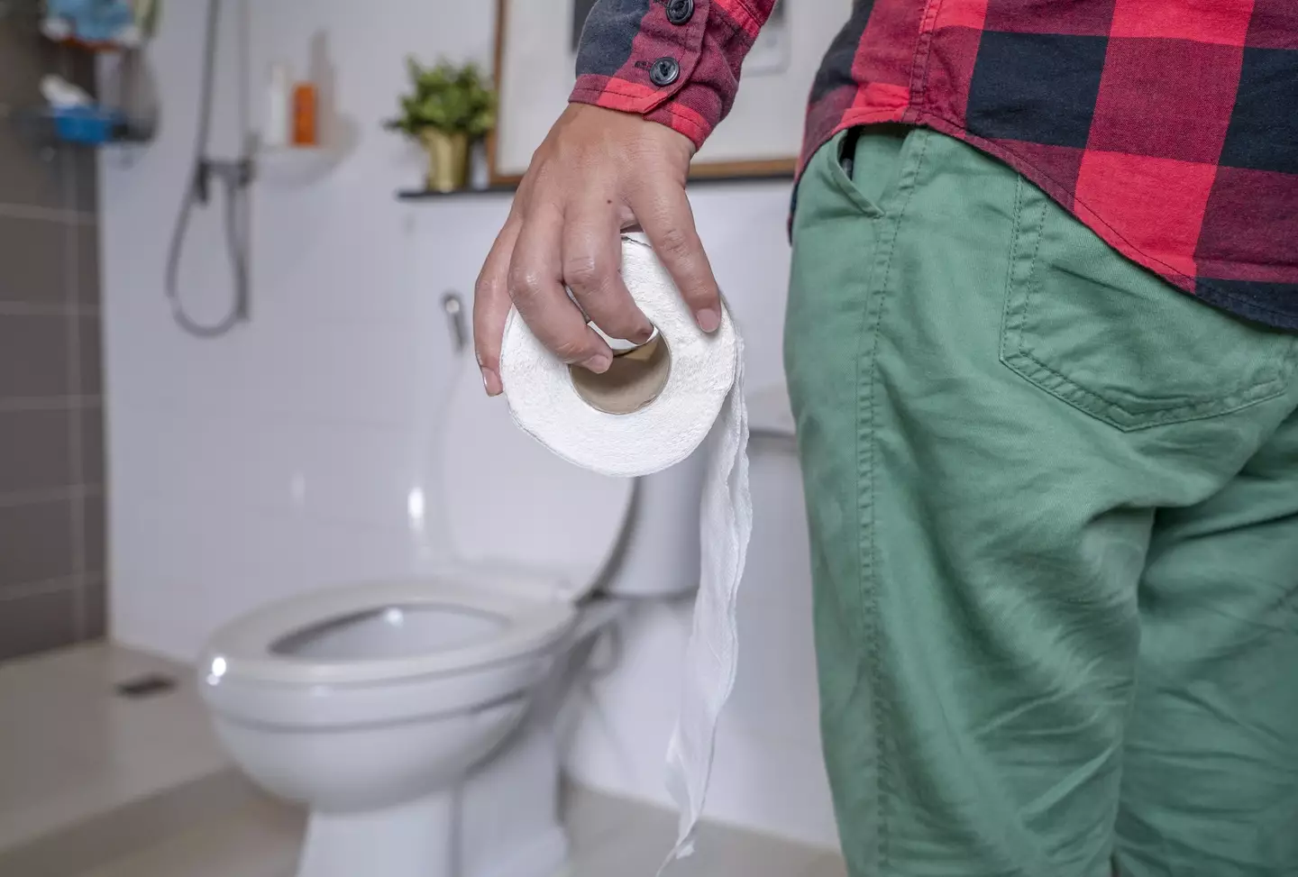 The famous 'ghost poo' has an explanation. (Getty Stock Photo)