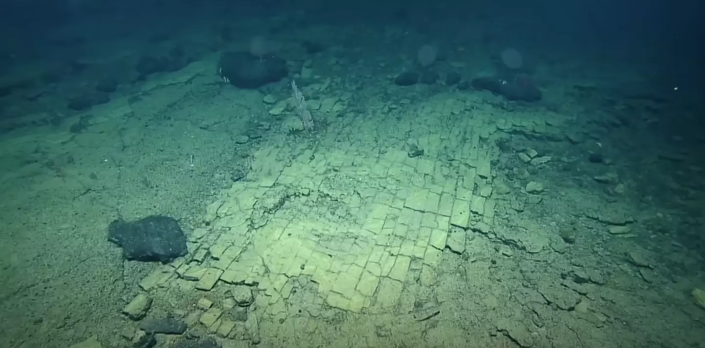 Scientists made a remarkable underwater discovery.