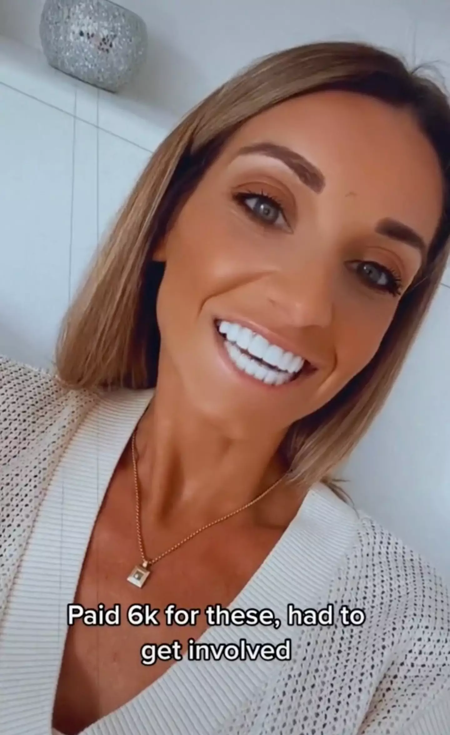 One woman has shared her horrendous ‘Turkey teeth’ experience.