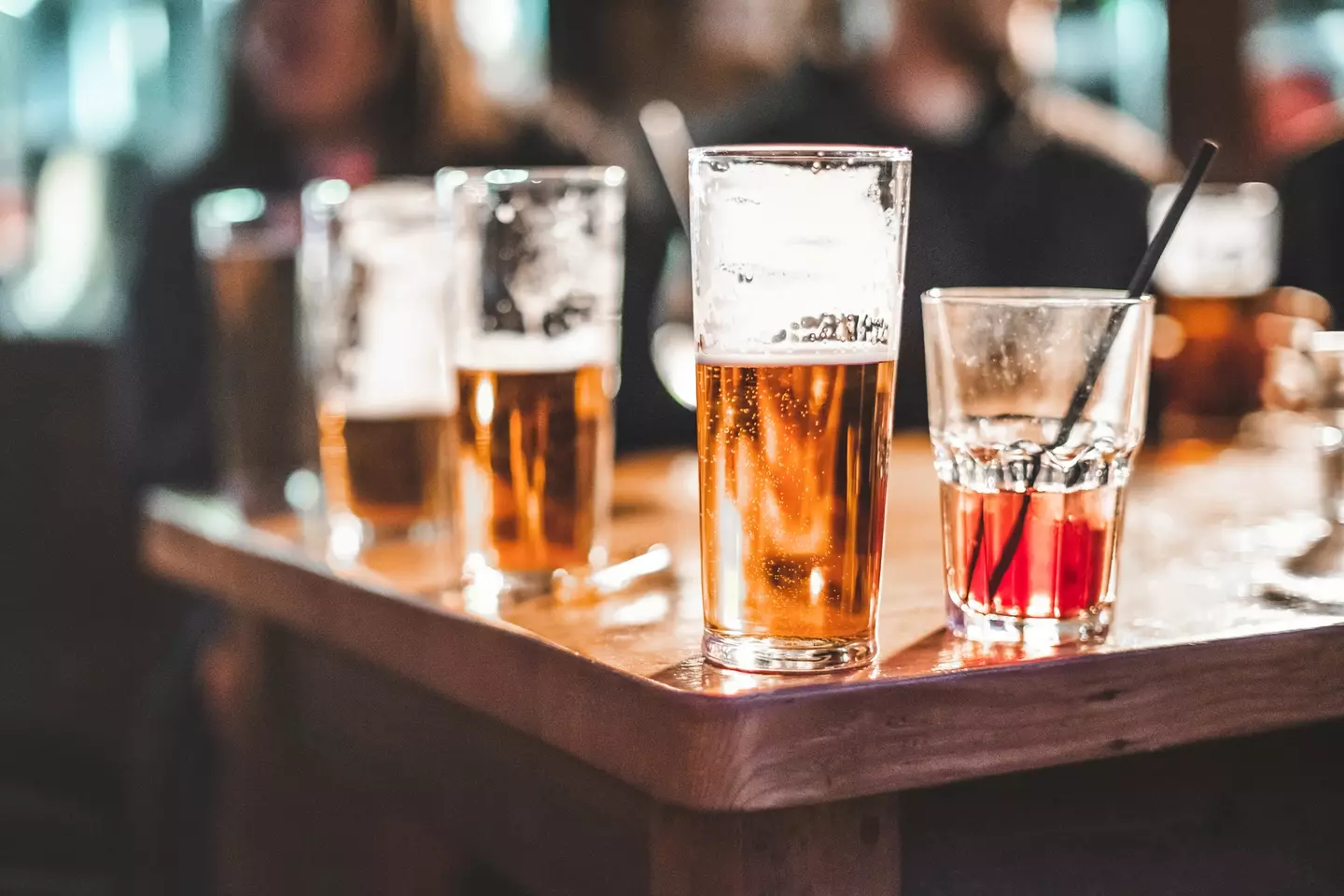It usually takes a week to overcome all symptoms of quitting alcohol. (Getty Stock Photo)