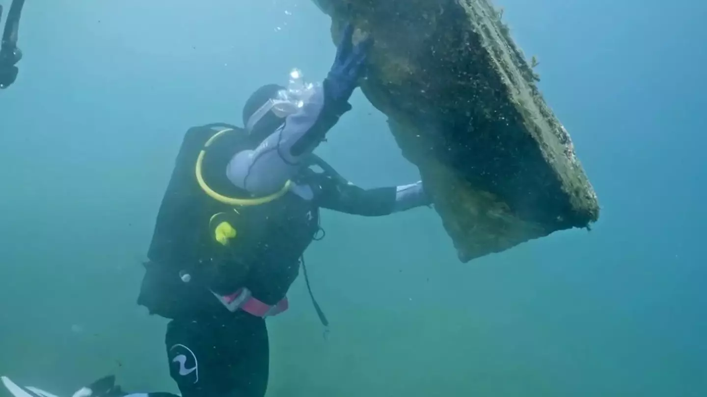 Archaeologists make 90 metre long Ancient Roman discovery buried on the ocean floor