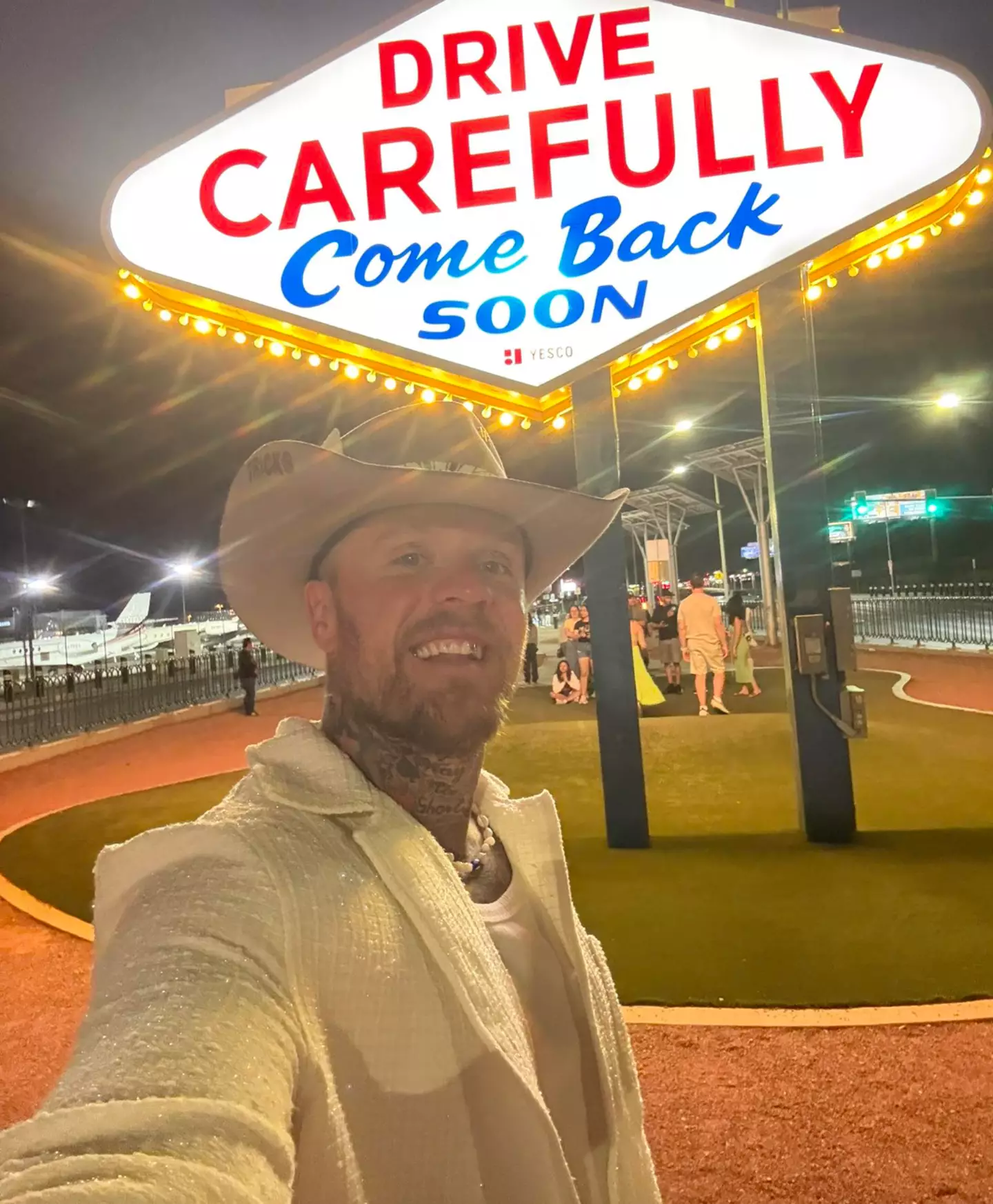 The magic man has been in Vegas recently. (RyanTricksTv/Facebook)