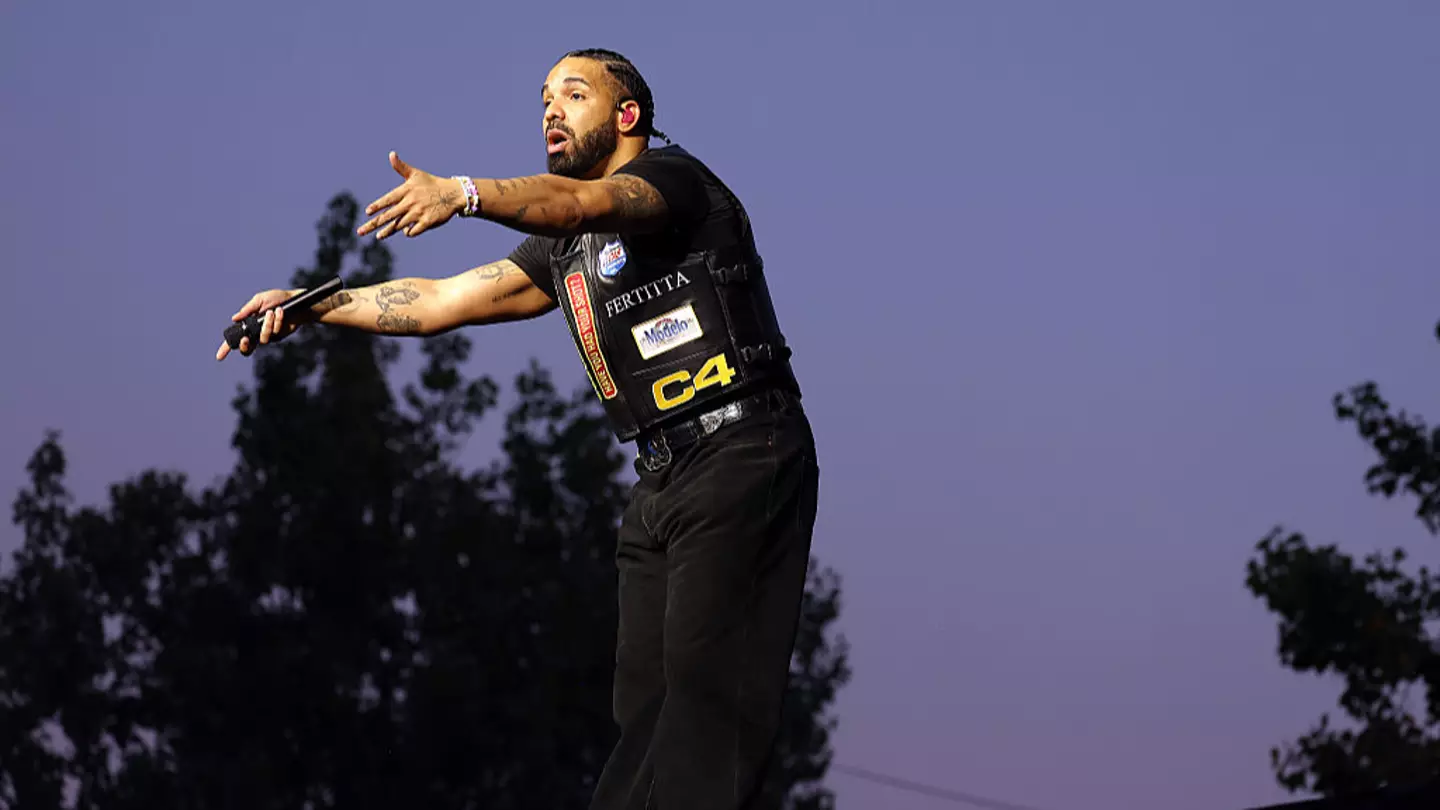 Drake fans scramble to buy last-minute UK tour tickets as 'elite' set list is finally revealed