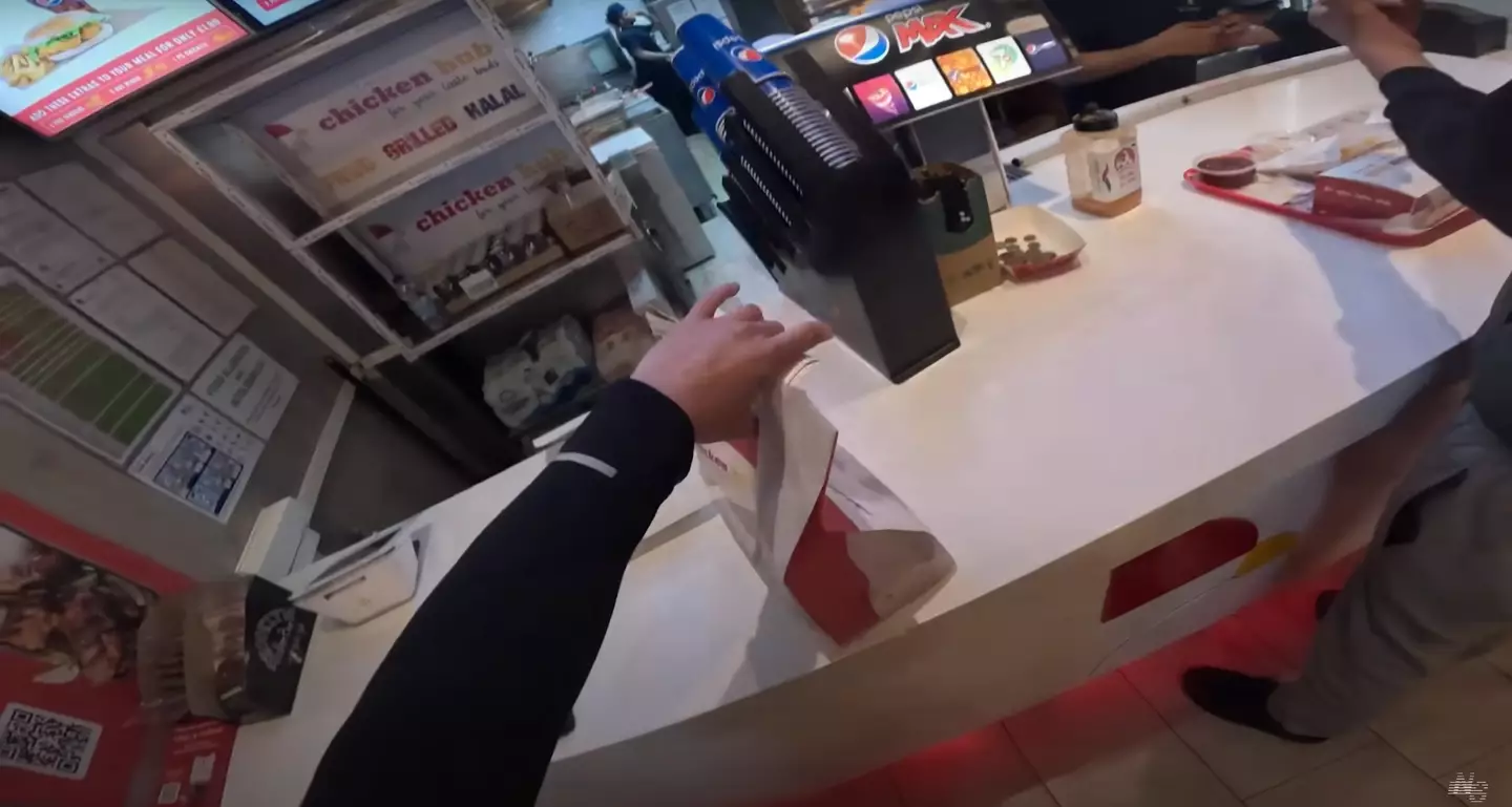 Night Scape managed to pick up 22 orders. (YouTube/ Night Scape)