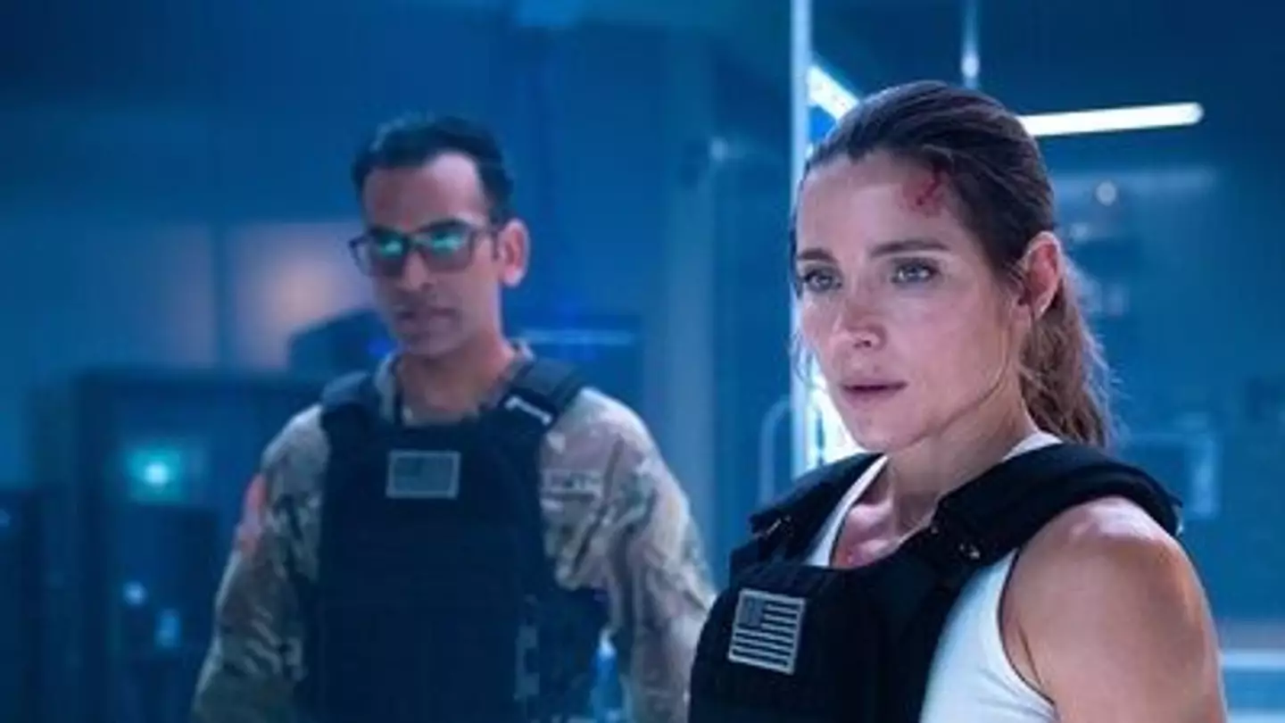 Interceptor, the new Netflix hit, stars Elsa Pataky.