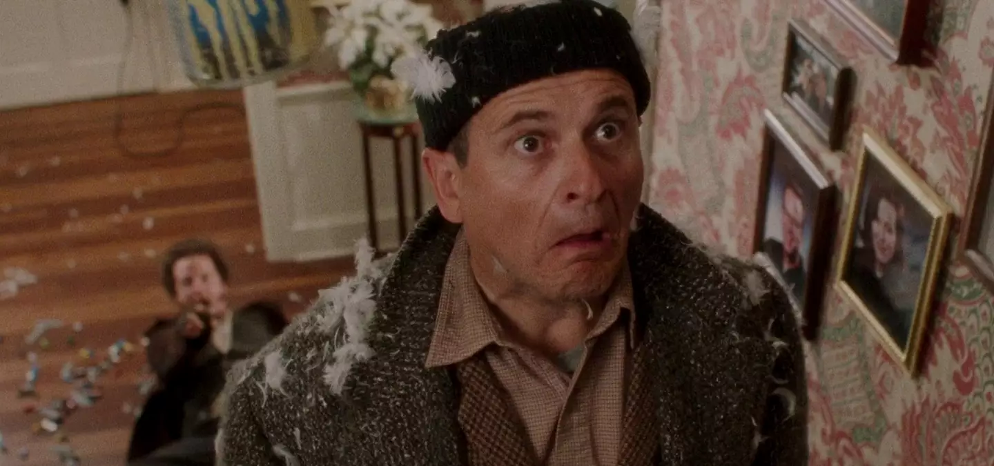 Internal shots of the Home Alone were actually filmed in a set the production team built (20th Century Fox)