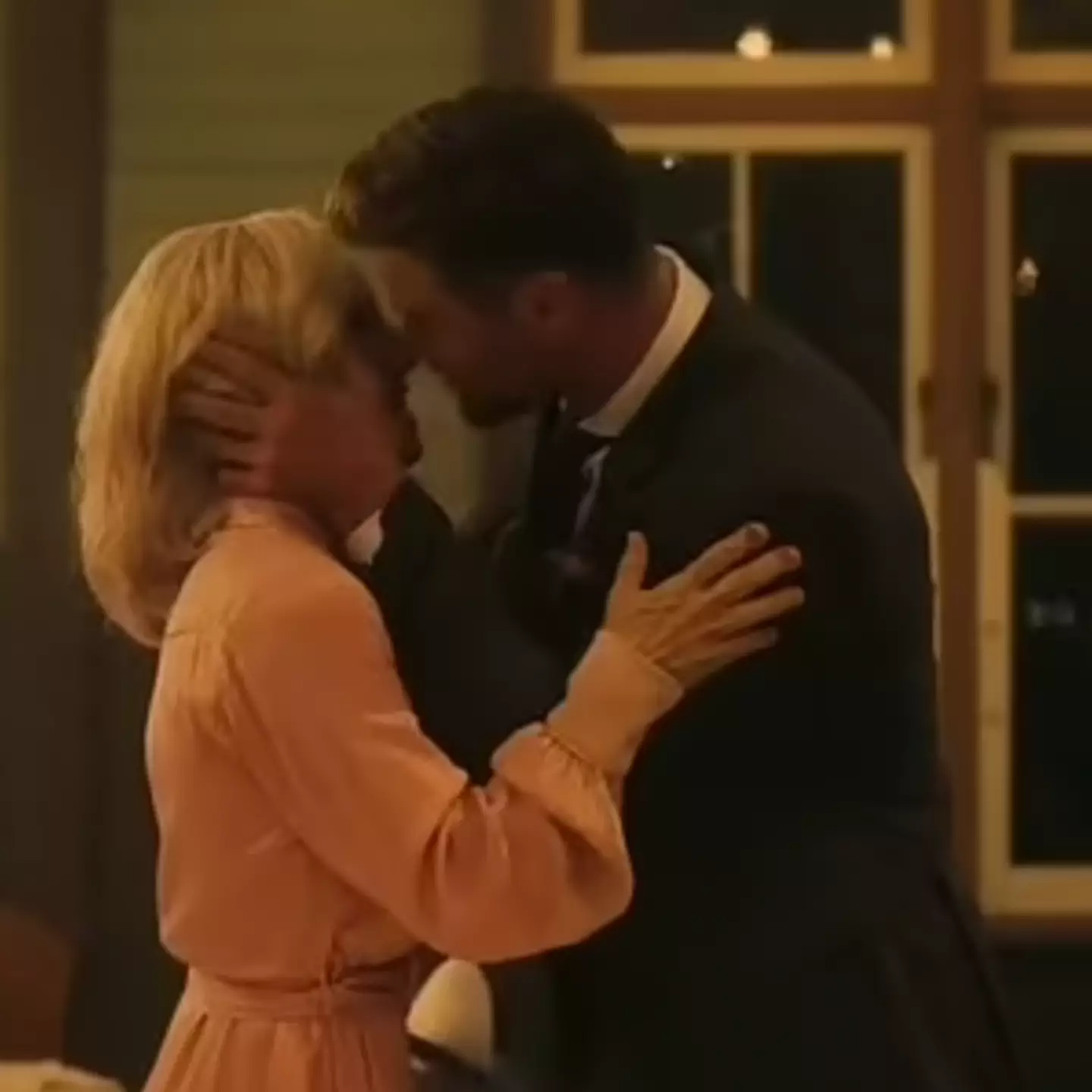 The pair's date was described as a 'beautiful'.